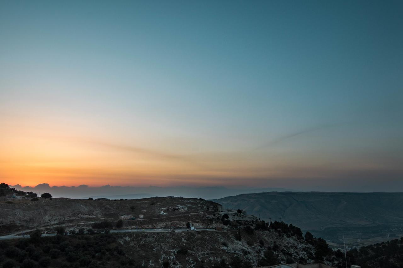 Beit Al Baraka Bed and Breakfast Umm Qays Buitenkant foto